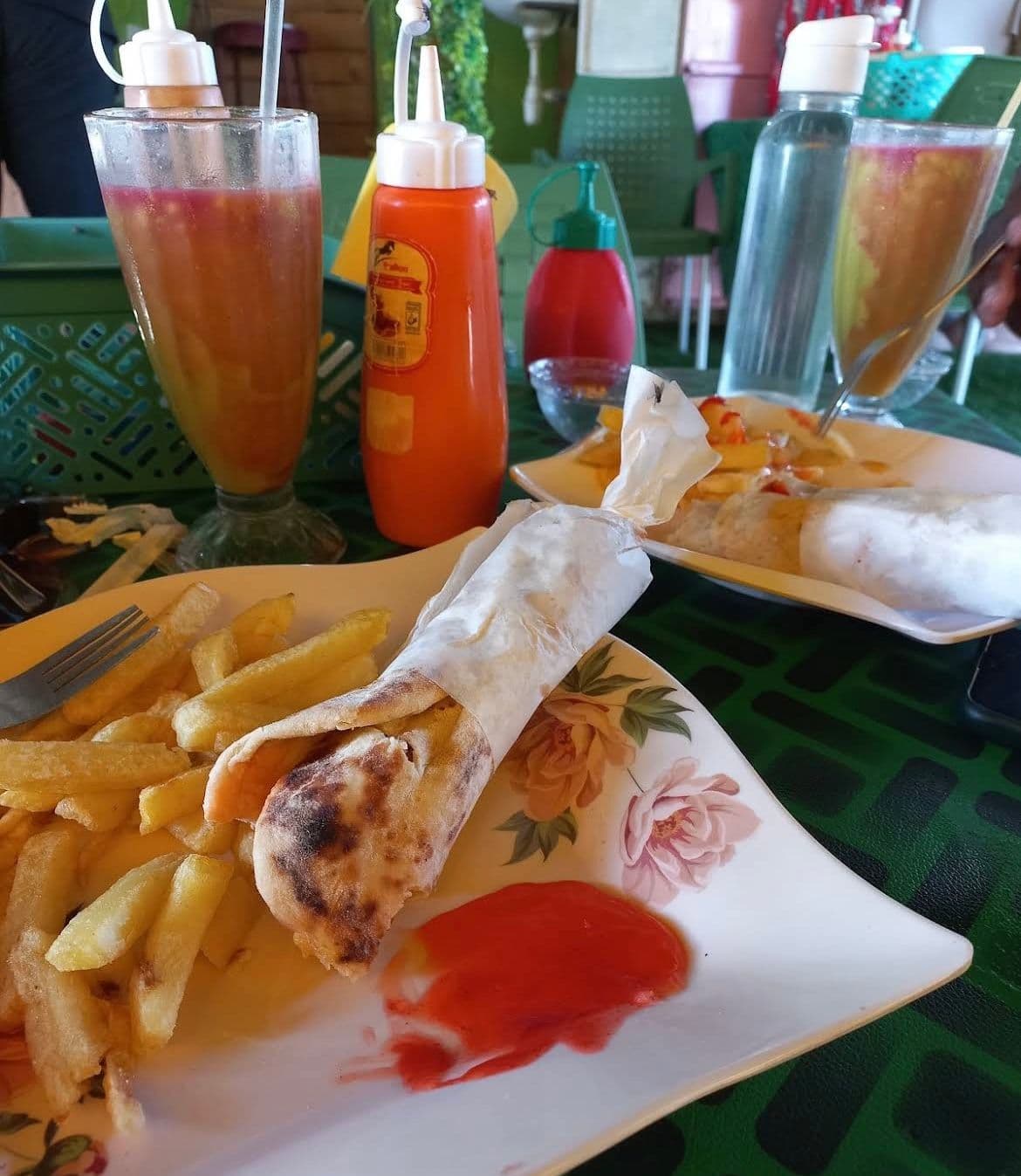 nuus-shawarma-local-restaurant-kilifi-klickenya