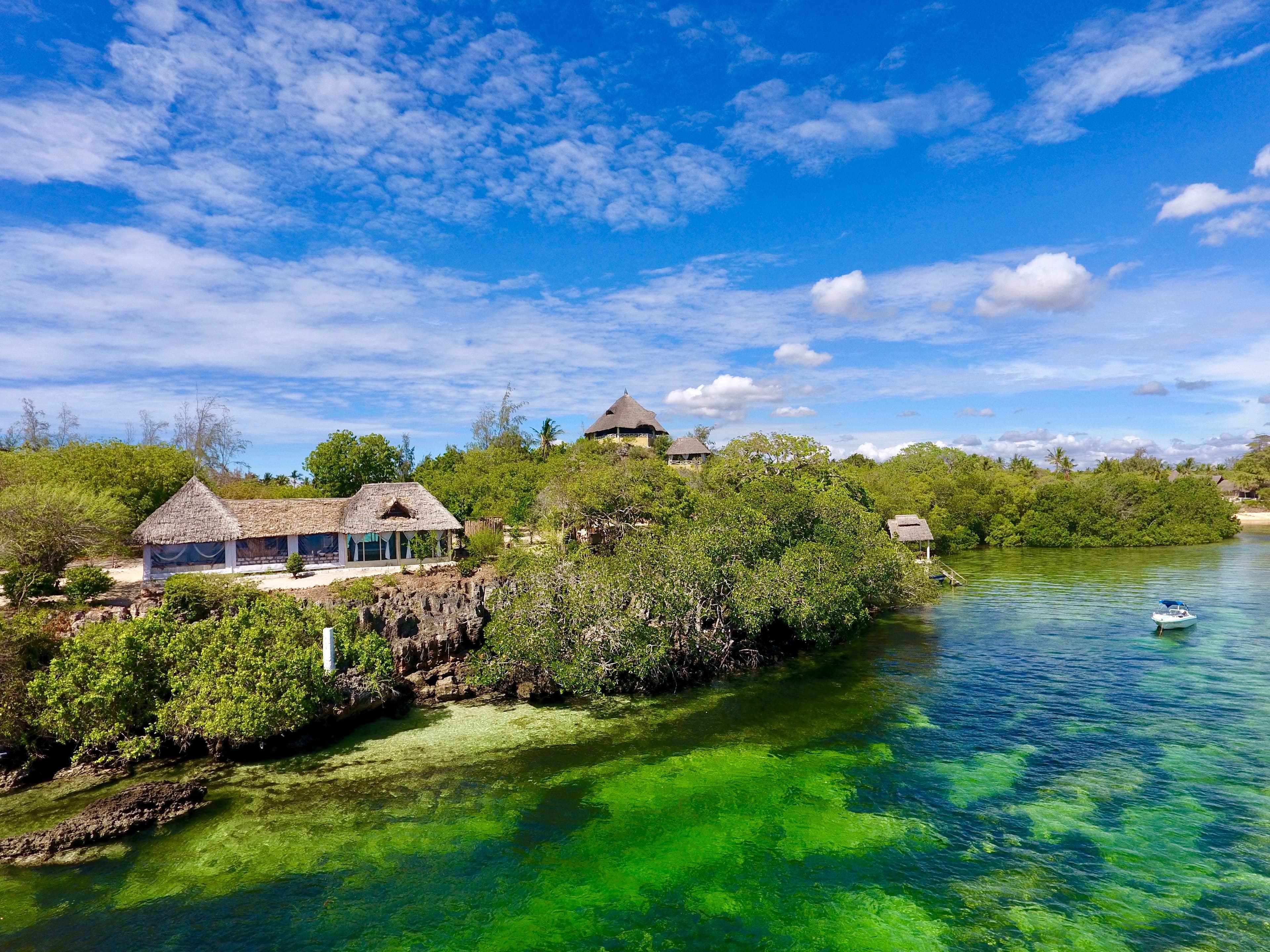 rock and sea bubble lodge boutique hotel