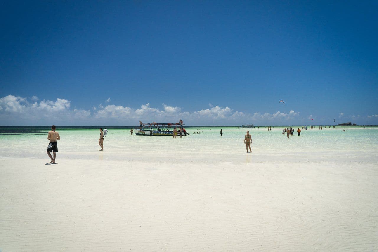Garoda Beach sandbank at low tide
