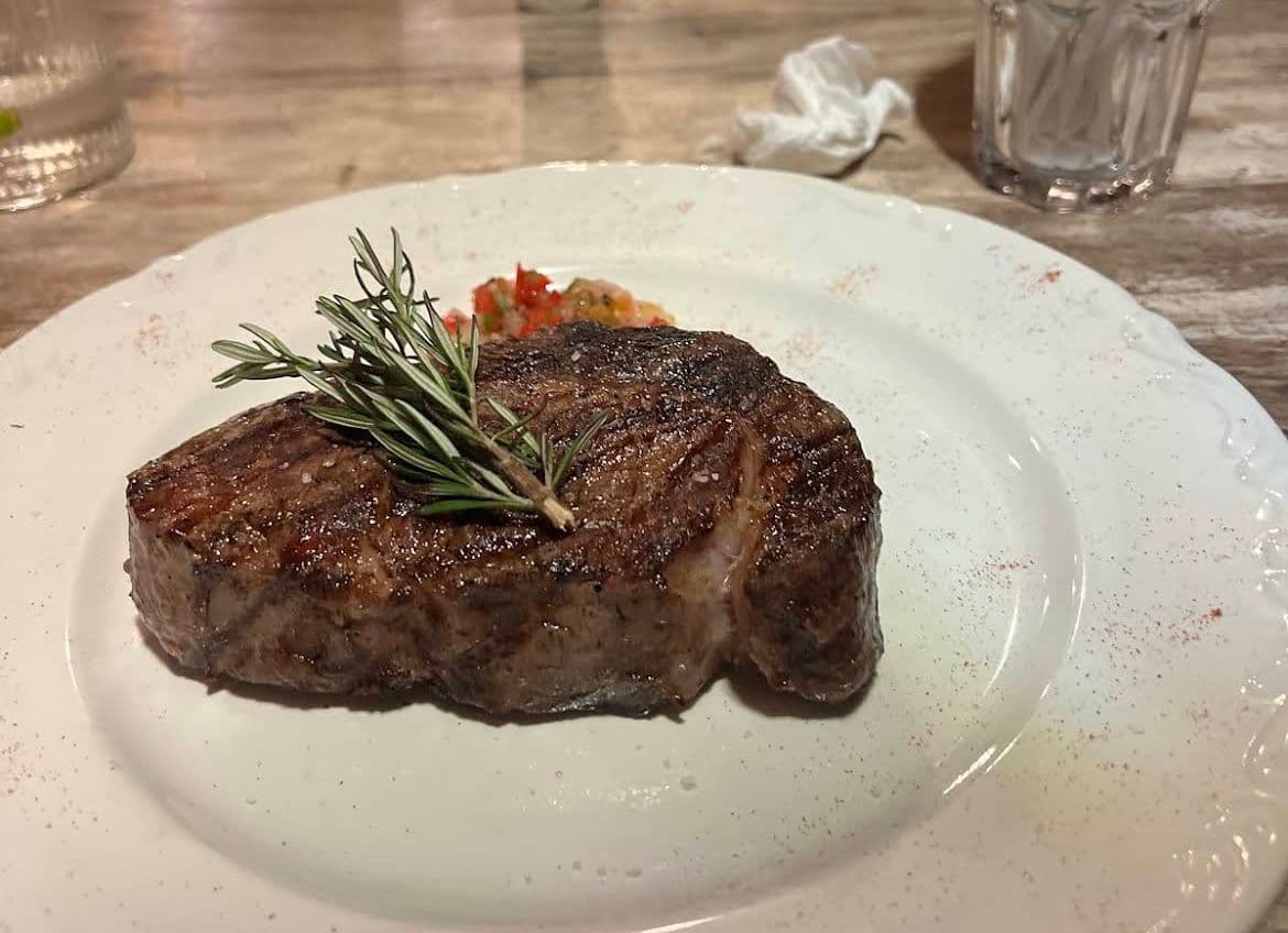salt-and-smoke-steakhouse-restaurant-kilifi-klickenya